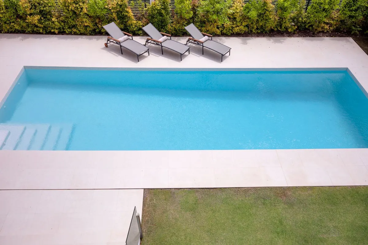 bdd43e99-9623-4c16-82d1-93e205f87f68