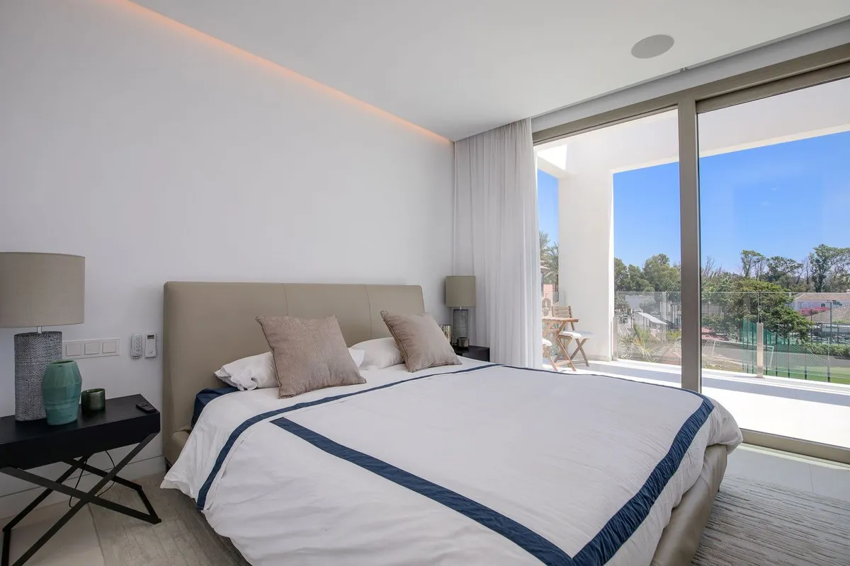 bfc5f2ce-1906-4df1-bd7a-61285a707c93