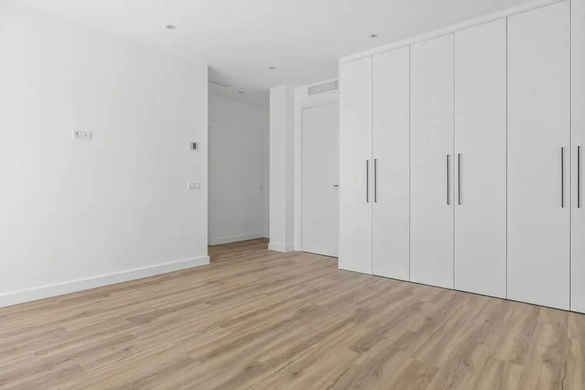 bf83f6fe-2933-4dd4-8ab3-b21ae1895f2b