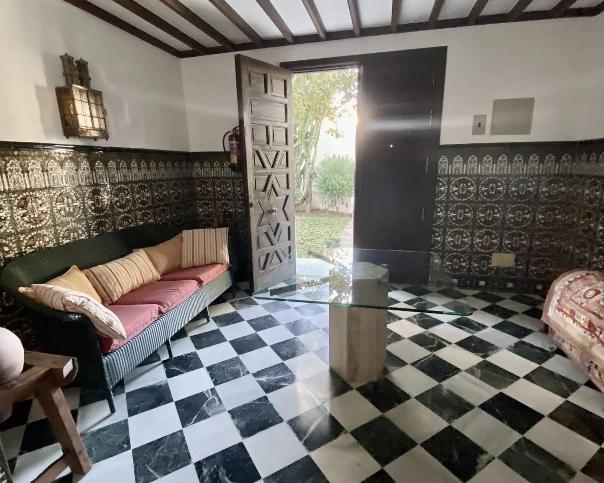 6ff72a46-9c66-42ef-93d9-24ec7ba56091