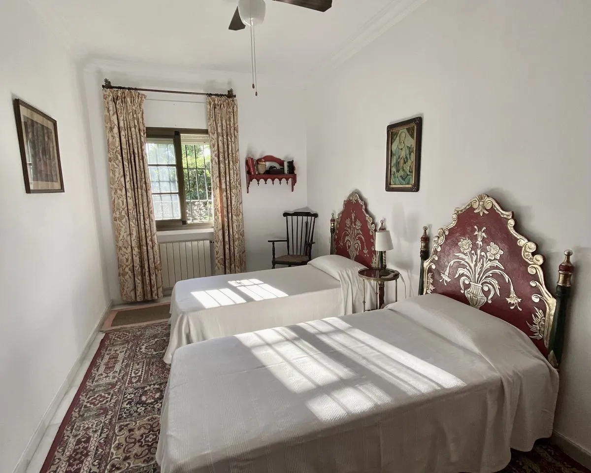 acd6be90-3a44-46bf-9454-280f00e9c9a4