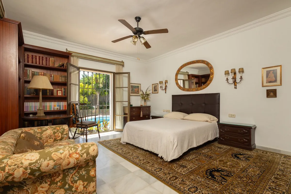 df5d36d8-d981-4d12-9667-c300ce02e86c