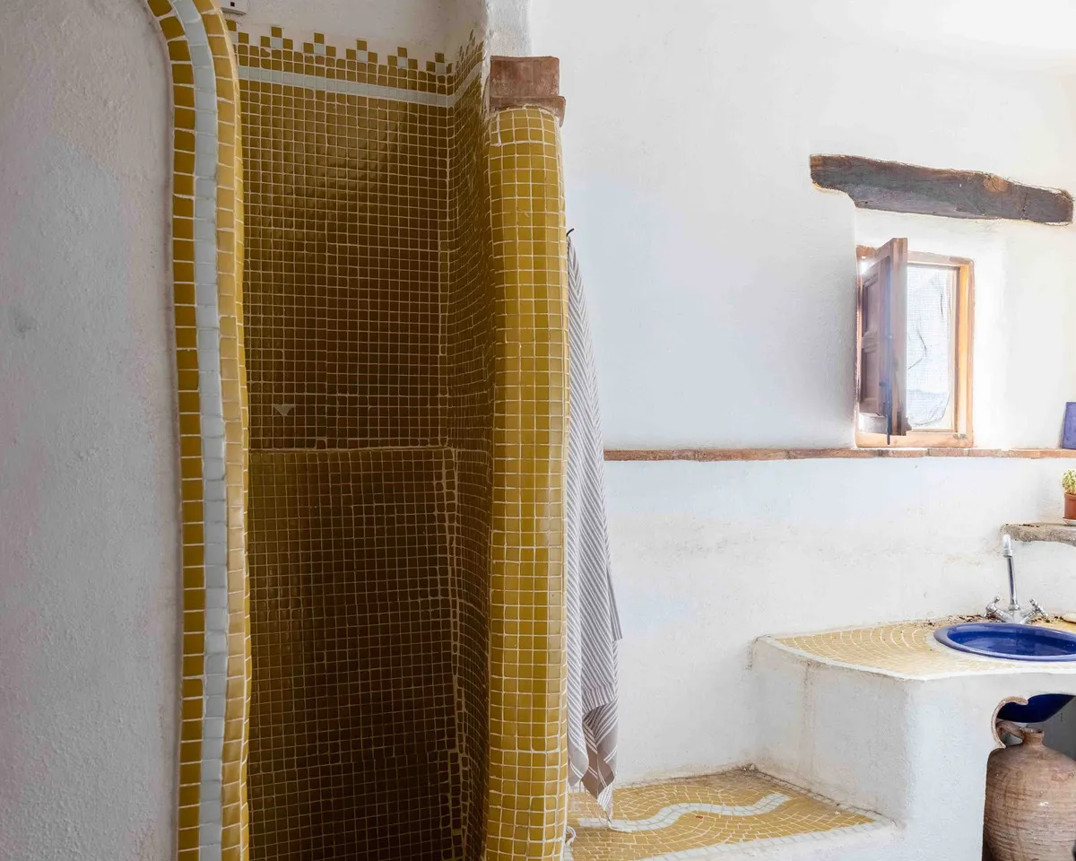 5038cfc4-2f3e-4371-93a9-03be850b34af