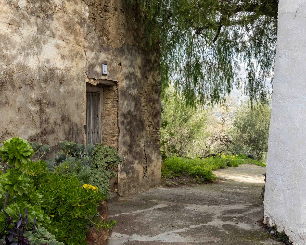 8bdb39e9-192e-40d4-9459-a760713e6346