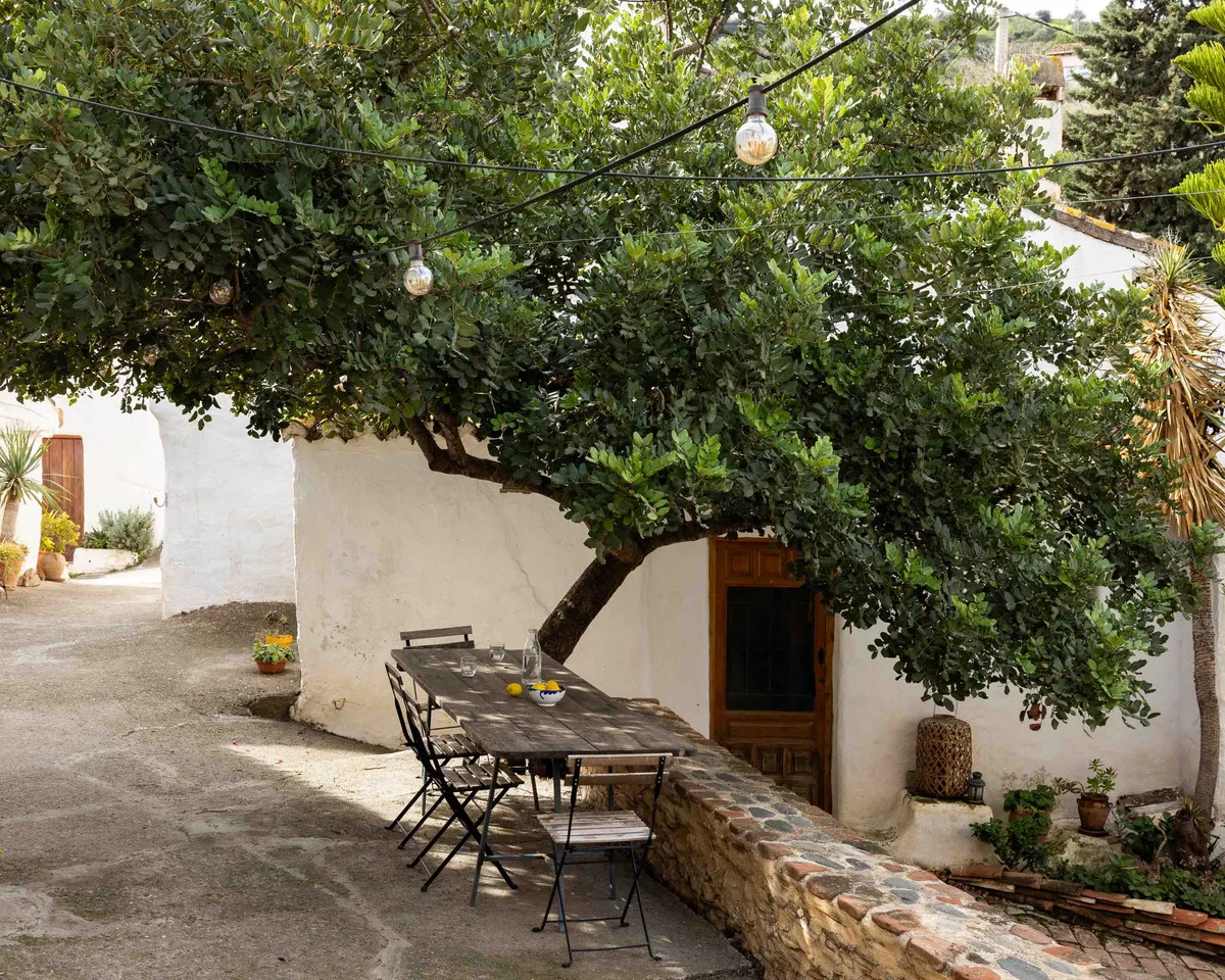 f6fad2fe-327b-44c7-b04c-7a262c5c7006