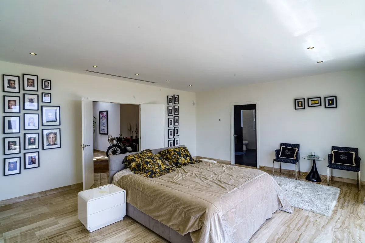 1706bc6e-0db9-4cef-a4af-bf17bc077929