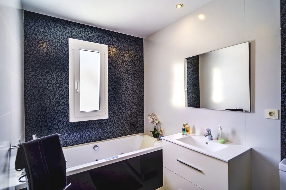 1a4dd3e2-3e48-4a67-8e8b-b793e0894916