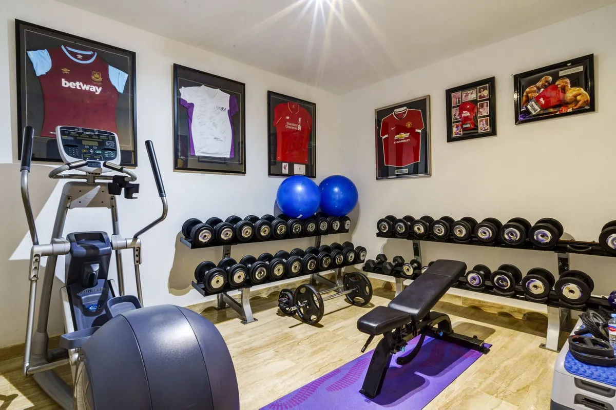 4c5fc2a7-9e4a-4d92-9dfa-1cb06393bc8a