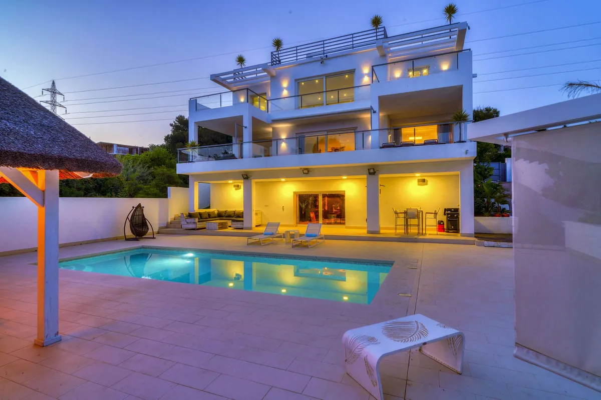 59b76d7c-2da2-494f-8041-5c8c9f08b250