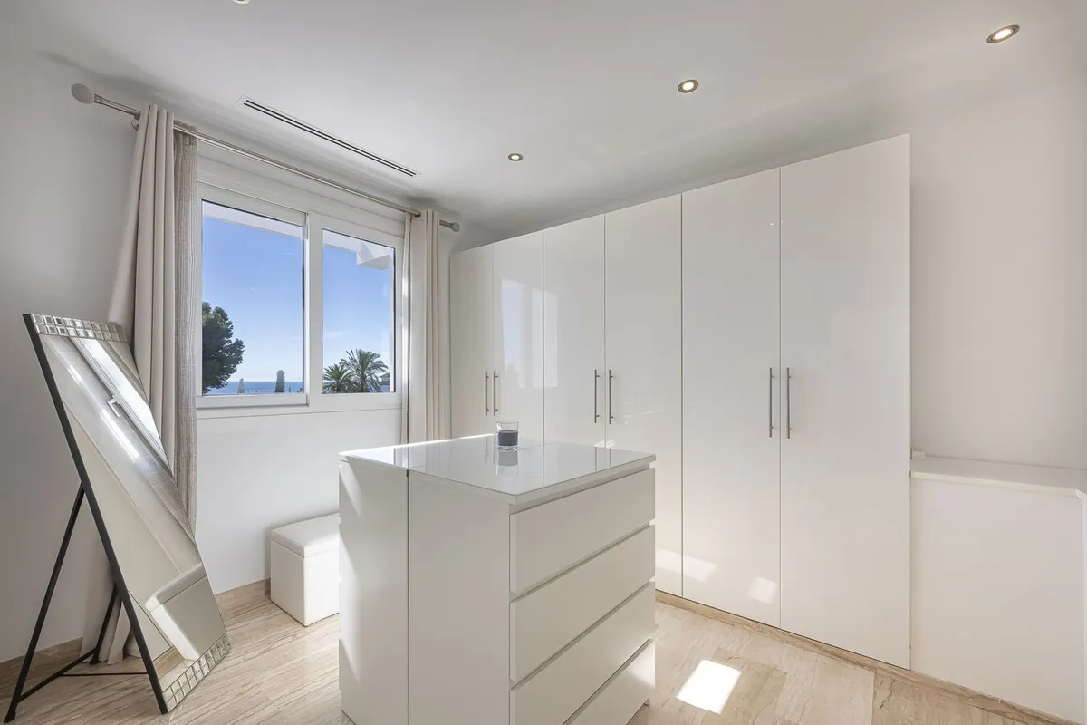 3653369f-e4e0-4c56-af91-ec07729224ff