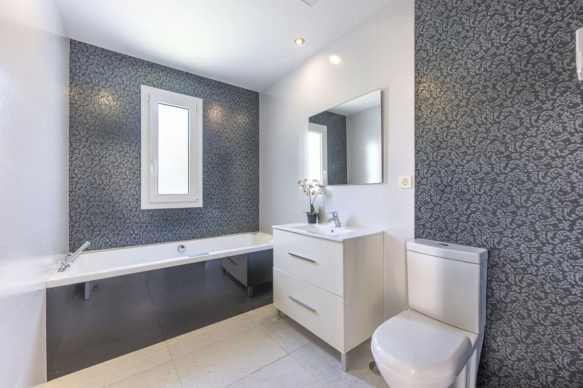 87770a34-8378-4770-be83-20d8d701e405