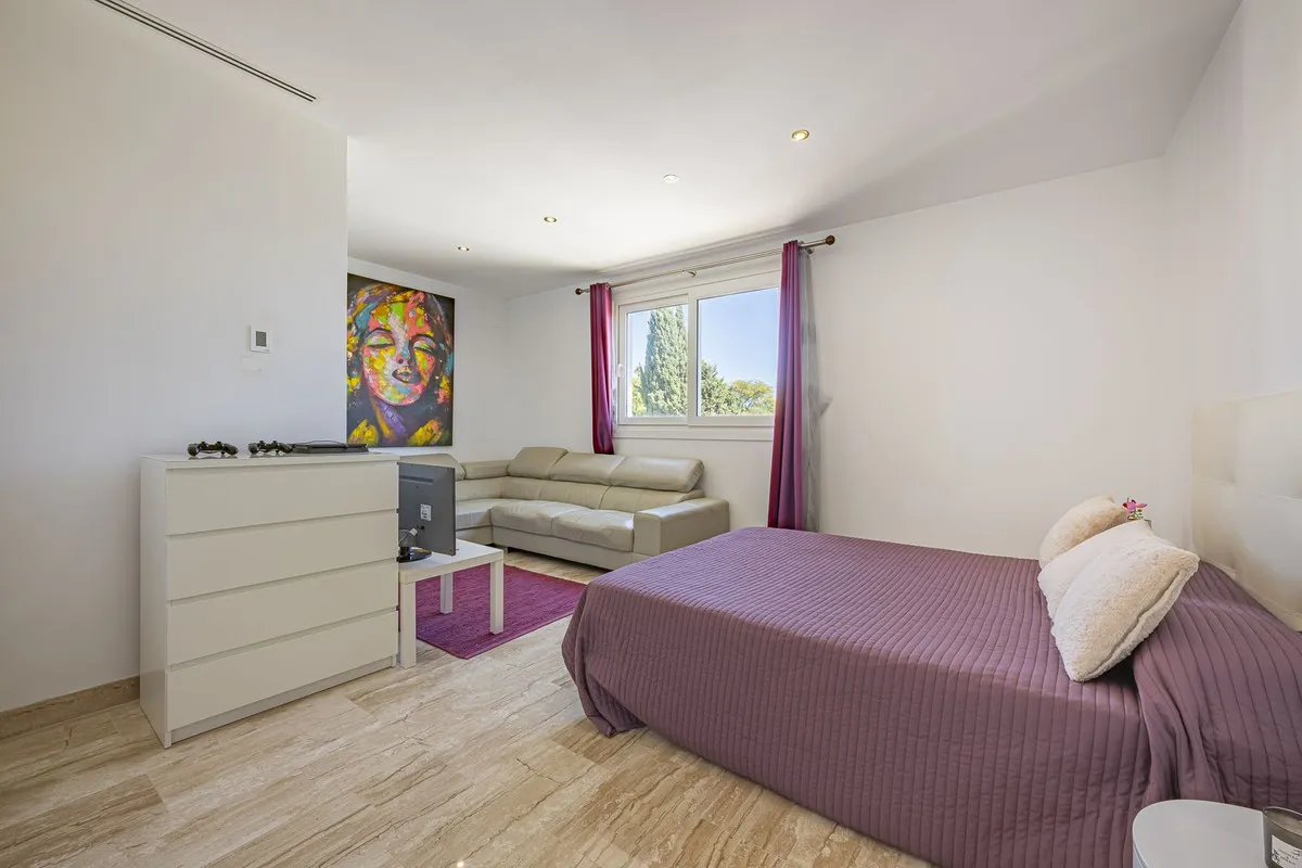 9498746a-ce3c-4453-8716-8351c23fe26e