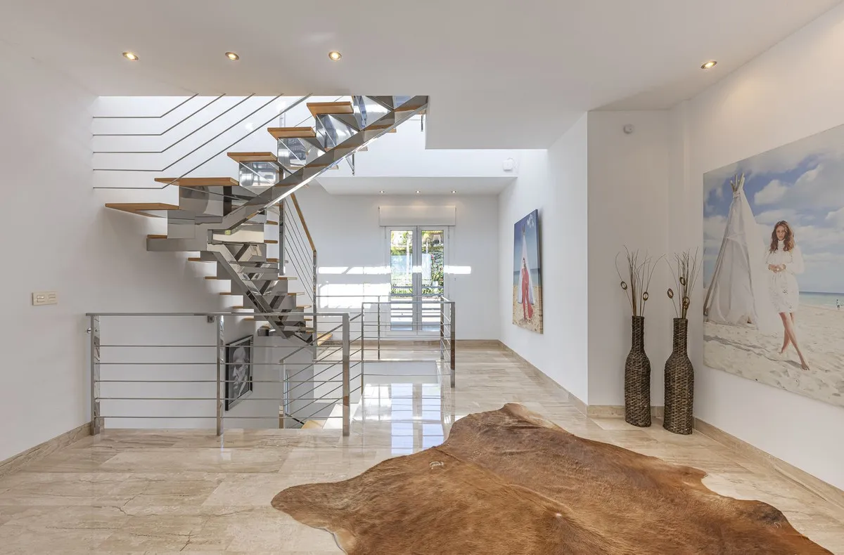 9c76c231-1766-4c30-869d-9b0a13446d32