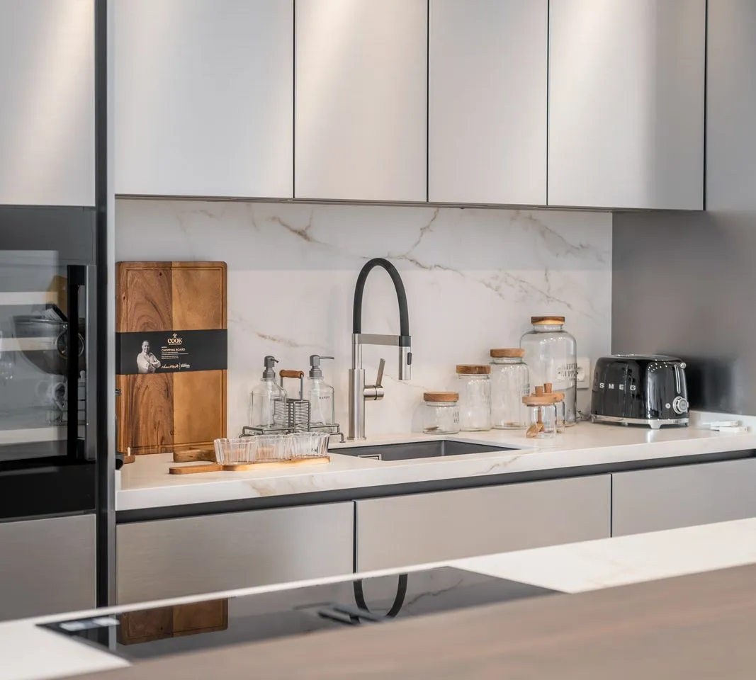 64917c1b-9b89-4b15-a180-c871fdf7fd5c