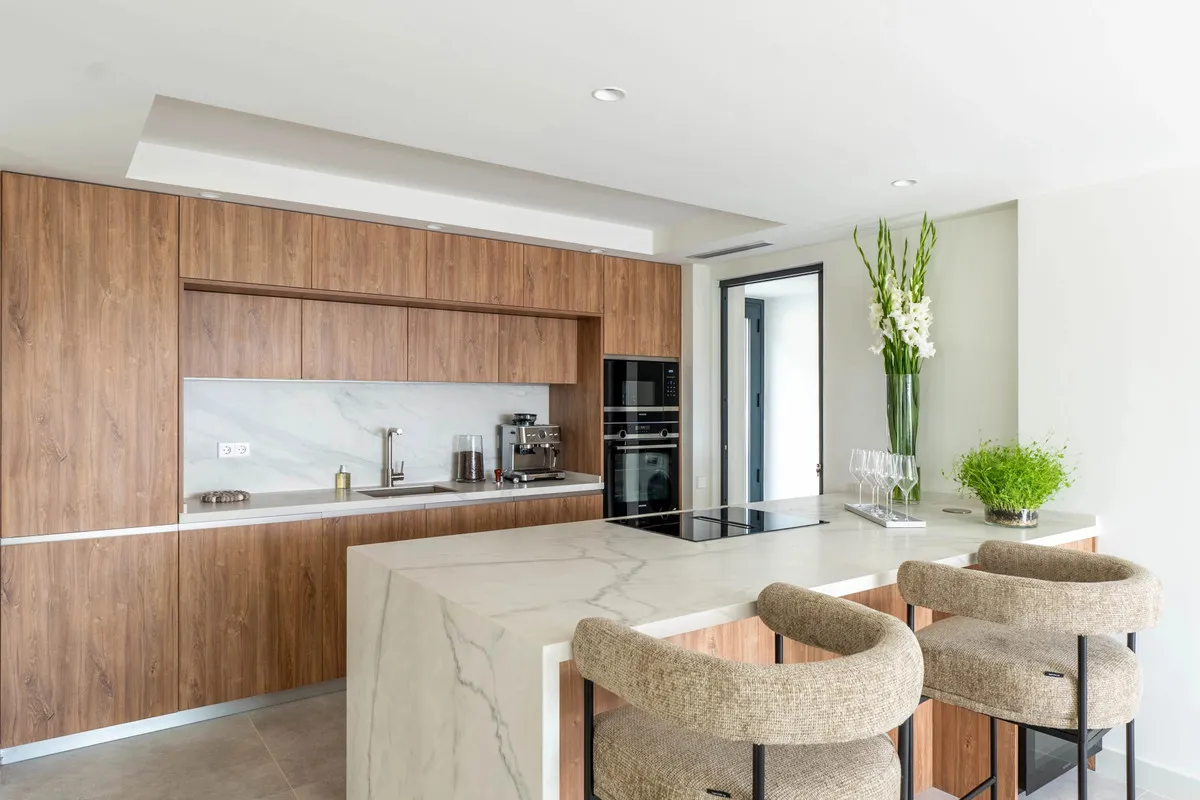 04782f5e-9b2b-45fd-b456-aebe95b90534