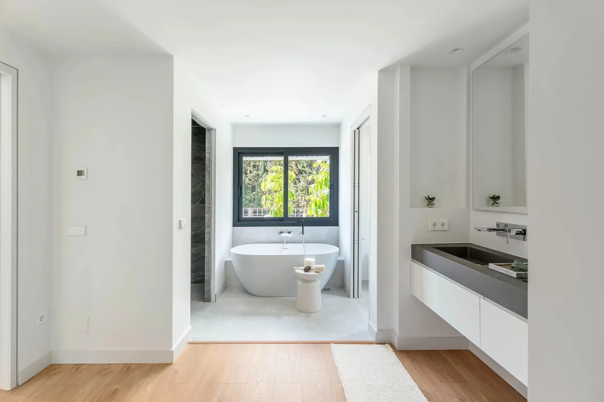 e3e1adf7-371b-4c60-92be-d1c07c8cac66