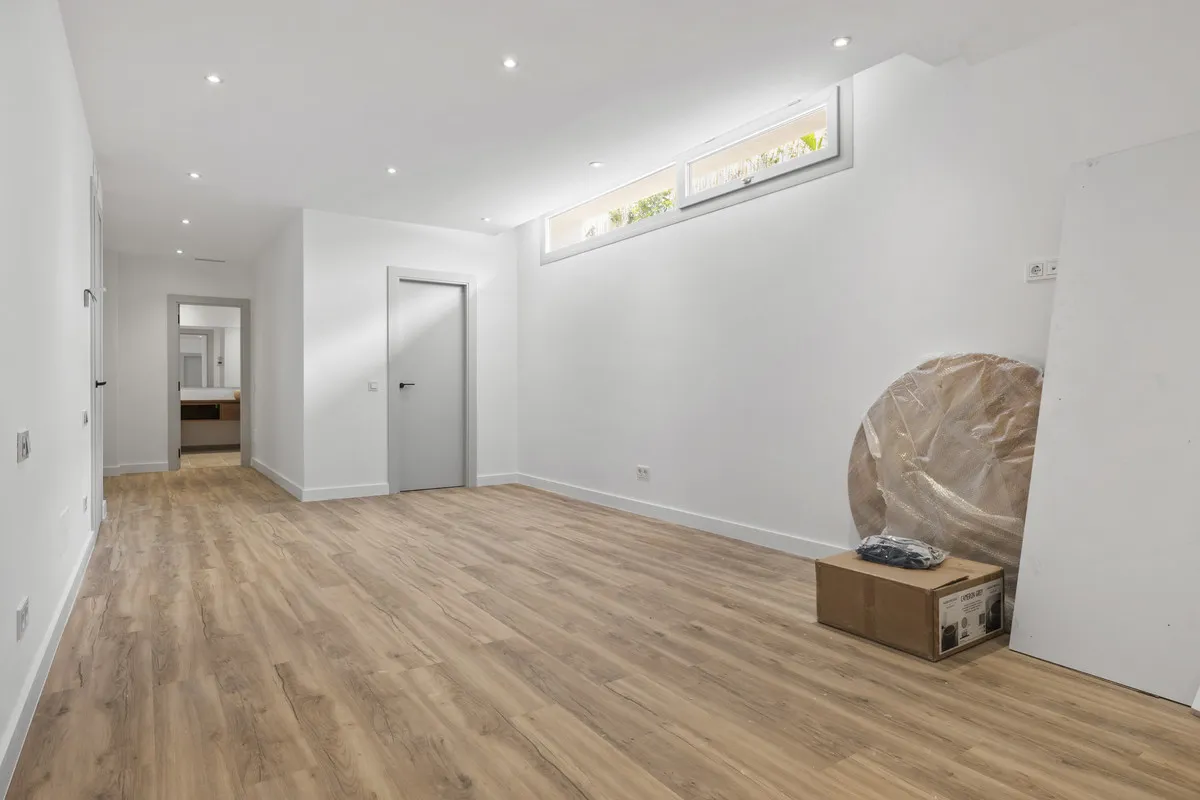 99c001cb-49e2-42c8-953f-15ef37a7d860