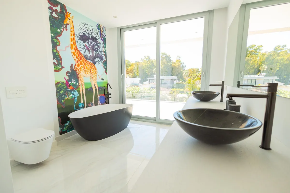 210e4cd7-1e56-48f6-bccf-e8aa4d4a89b3