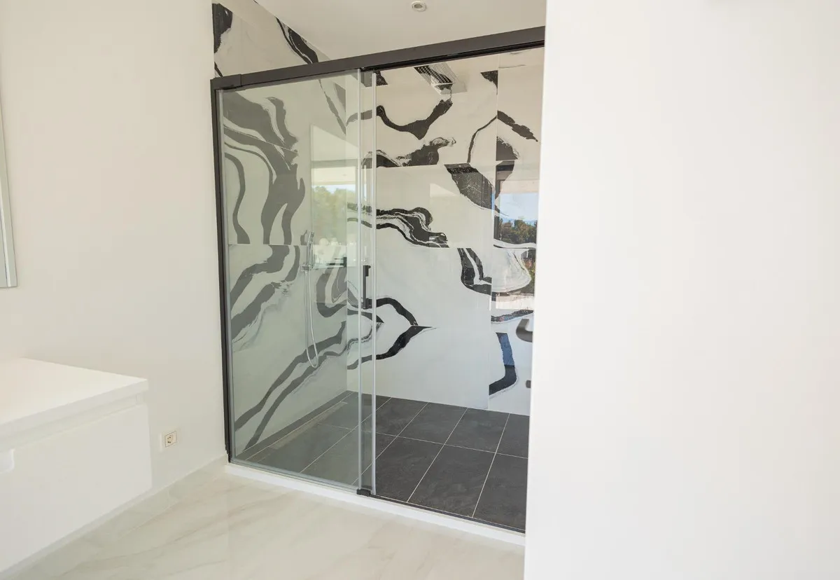 26978203-4cb8-41f2-a9f6-c865002686ef