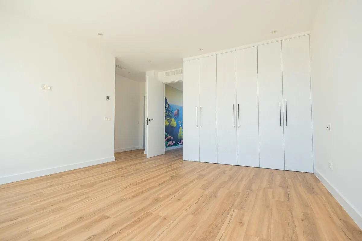 53da33ad-6e40-43b7-9c34-7d75d021c189