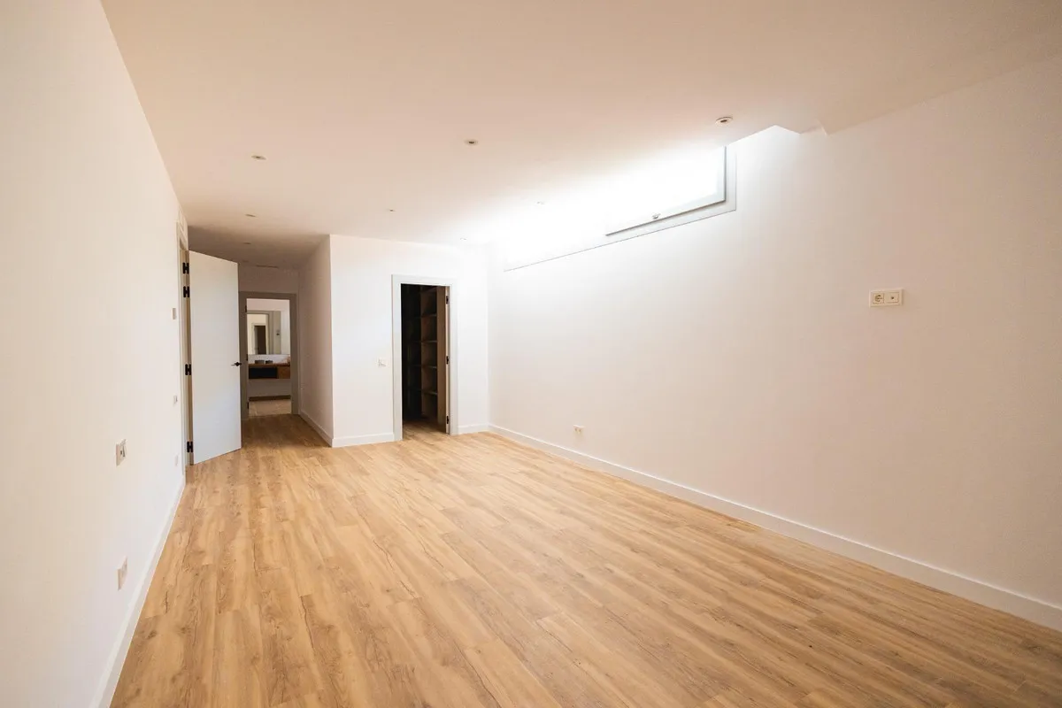 5f7e0a90-e119-44e4-bcc2-14610746c0ac