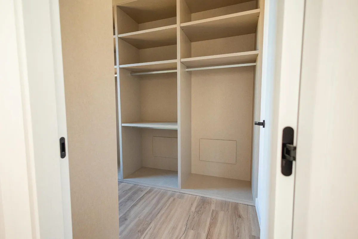 6165a002-55cf-48df-bdc3-0f206220d005