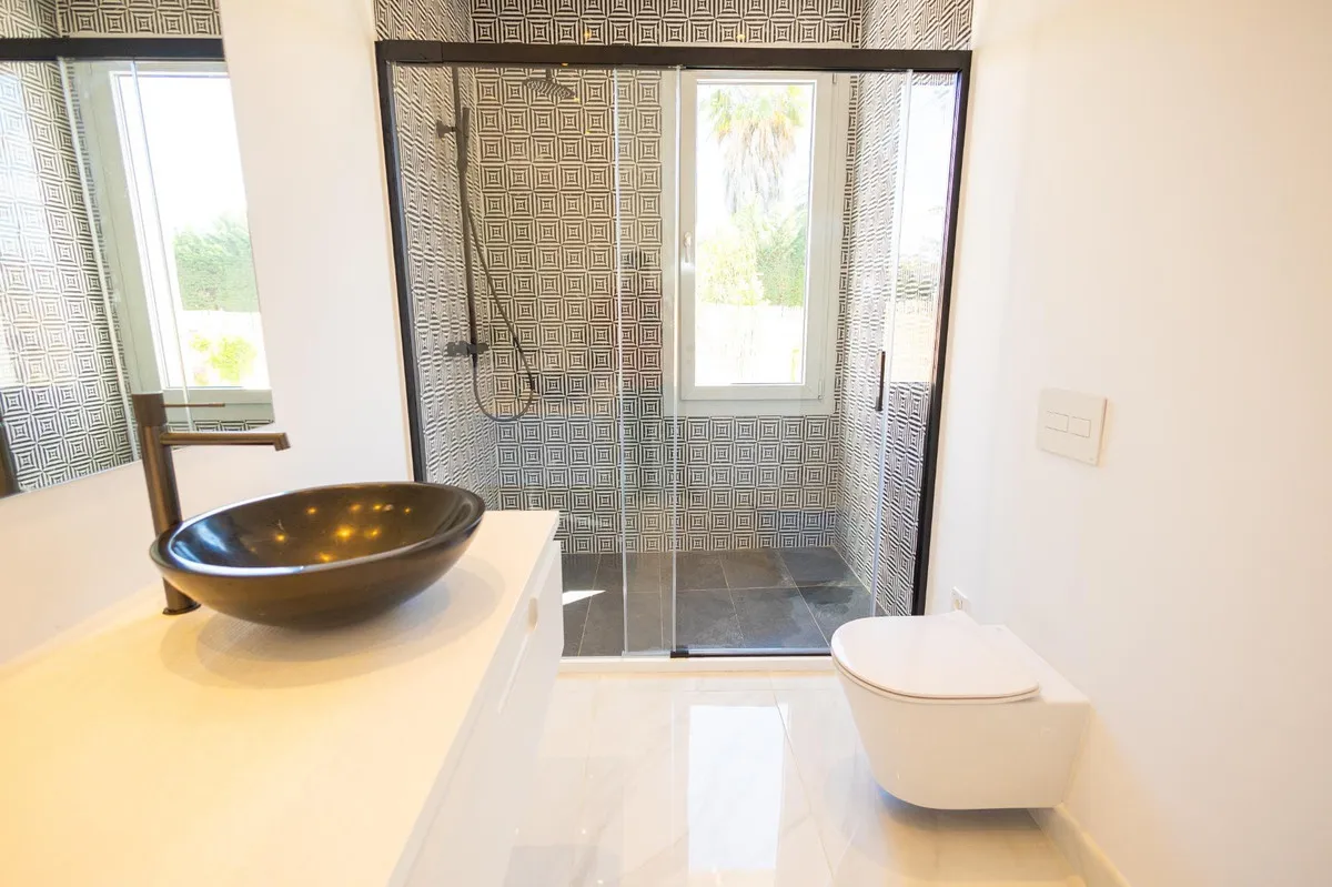 948d9233-bd8a-4f0e-82bd-43dfee44db3d