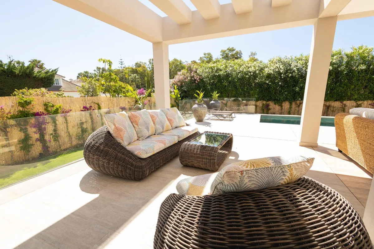 e98ee25a-0d24-46b2-9289-dc83c8ef312f