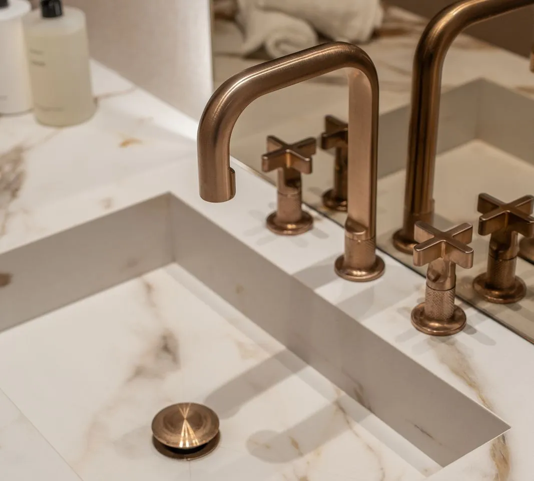 1969190e-4bc1-421d-b153-dd3e0532d30a