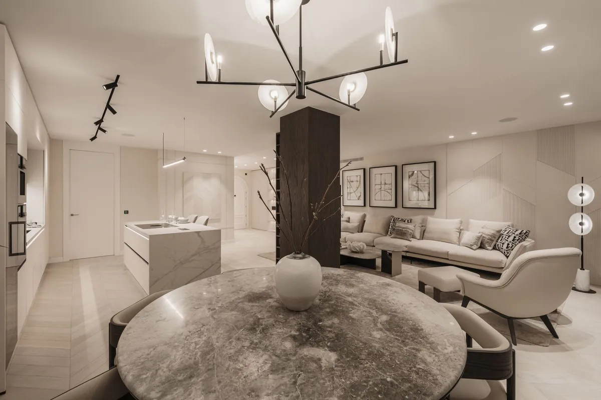 aaf94976-e15f-46cd-9243-d444ef16afac