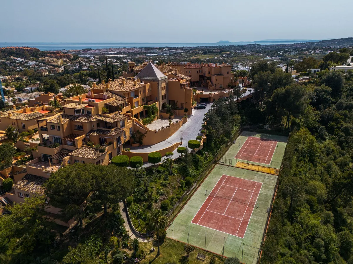 aff43336-0fd3-4bdc-9c50-1870ecf9c991