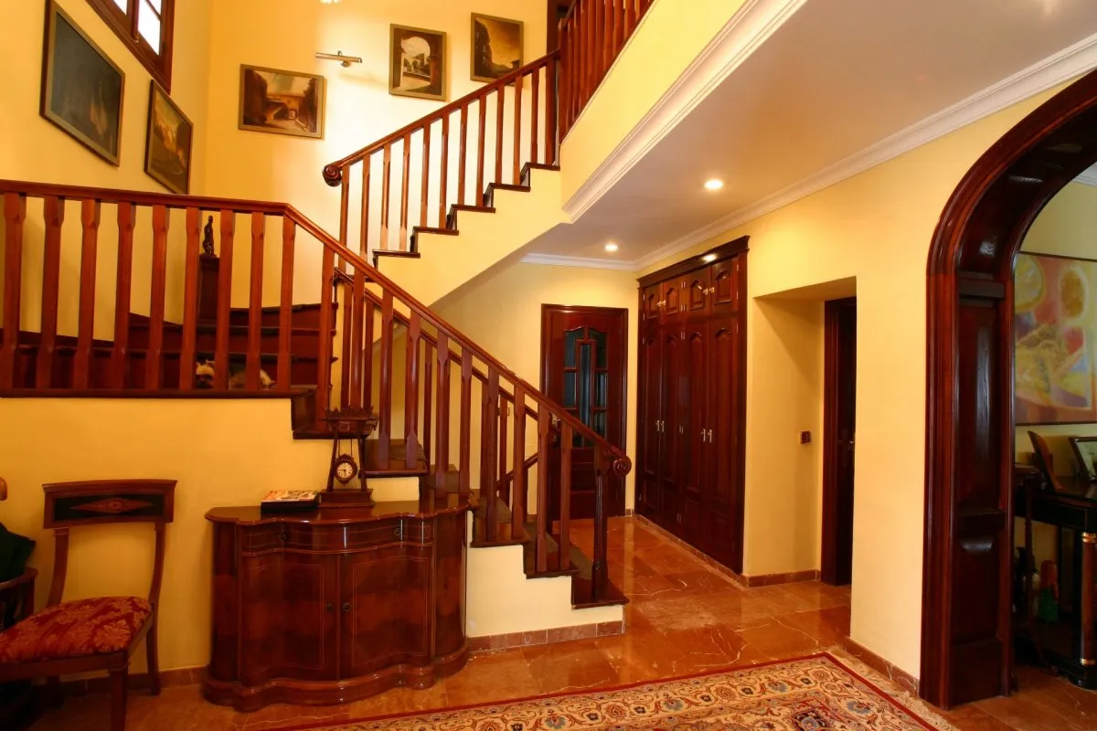 8b74a55c-5050-48e1-b049-68386d51f280