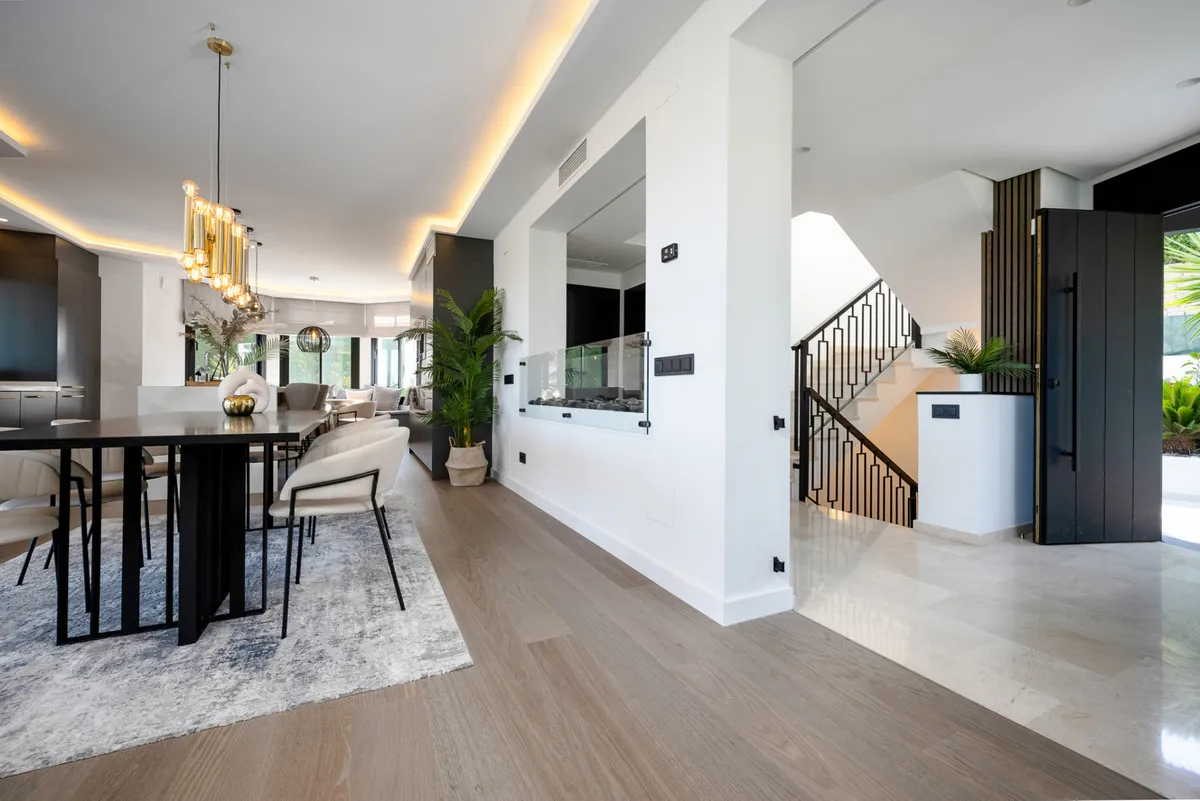 1cce499c-cf50-49db-9b23-a35b275c0a4f