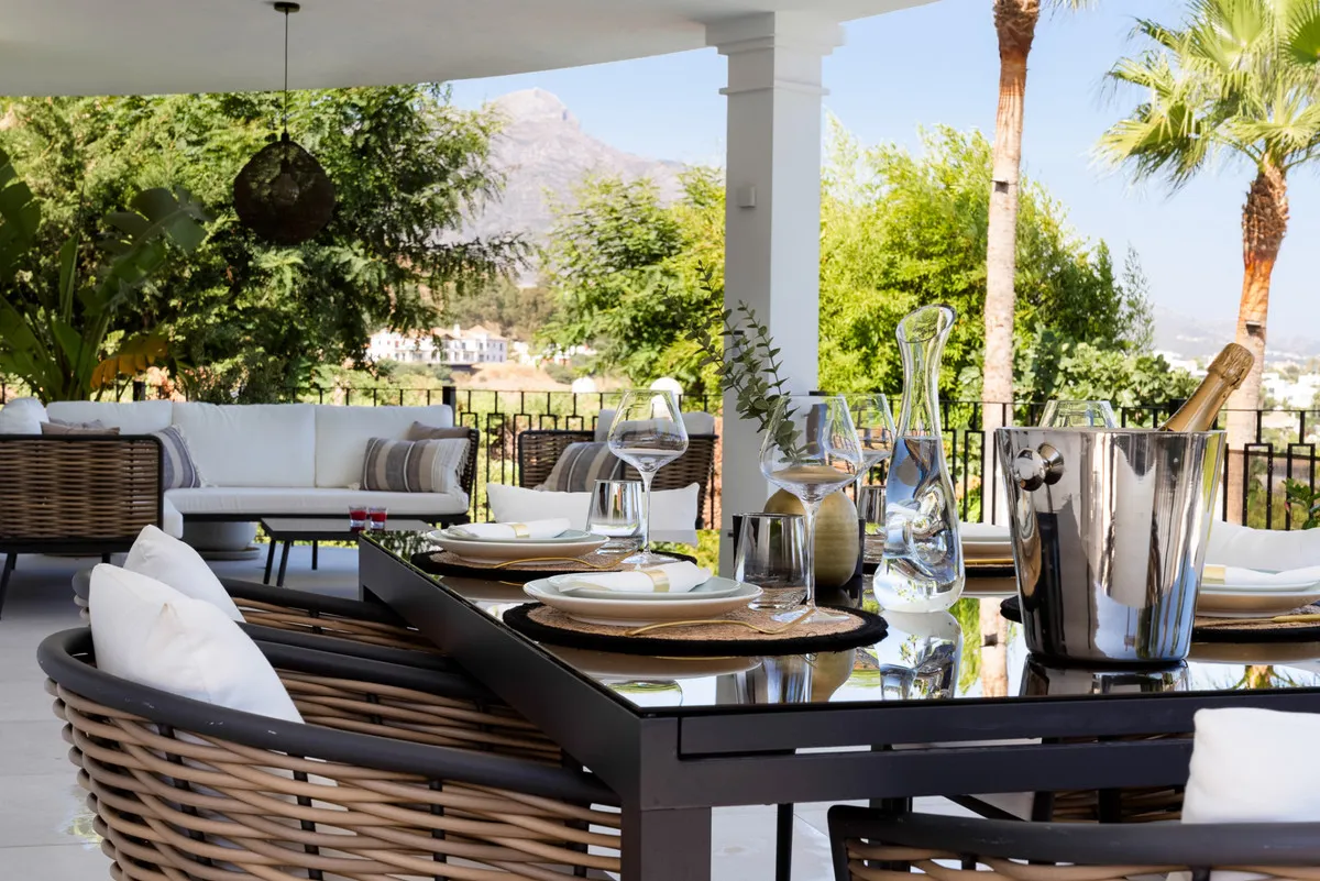 53d3549b-fb5c-4c21-8c80-25b37792e9e5