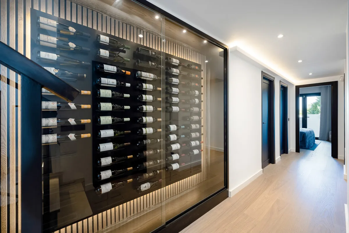 9c3064a6-3f65-42f6-b895-bb44008b8960