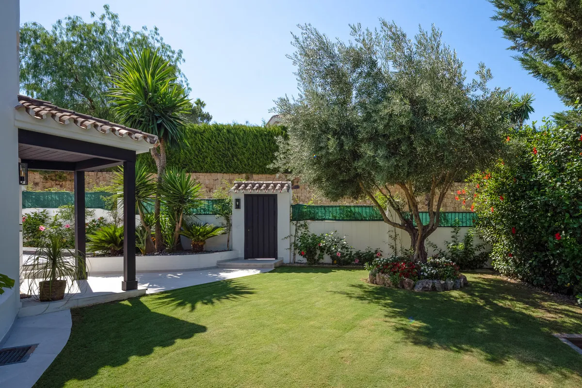 d7e162fa-c5a9-4a4c-b3f3-8fbbd022bc85