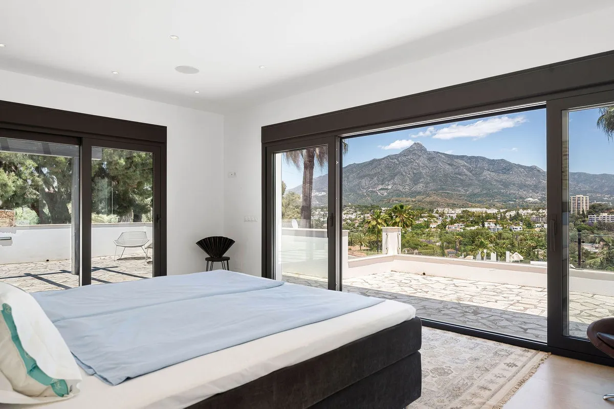 2cb01283-fd2e-4090-b28f-4addb18de76a