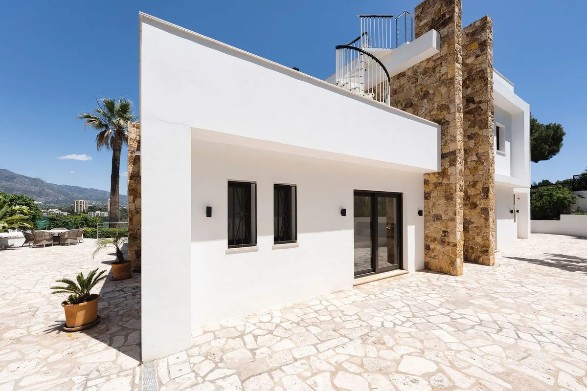 f094e9a5-a5ca-464b-b24a-de14f7327832