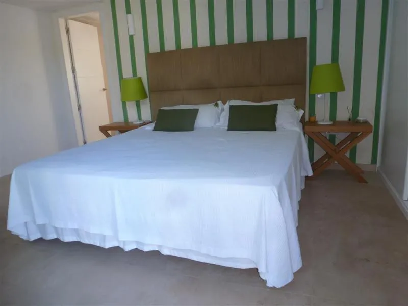 cf27de56-02ba-4753-abca-d4be63202038