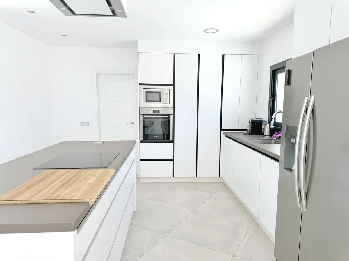 6124cca8-4f17-4953-a62c-61d20fff29f6