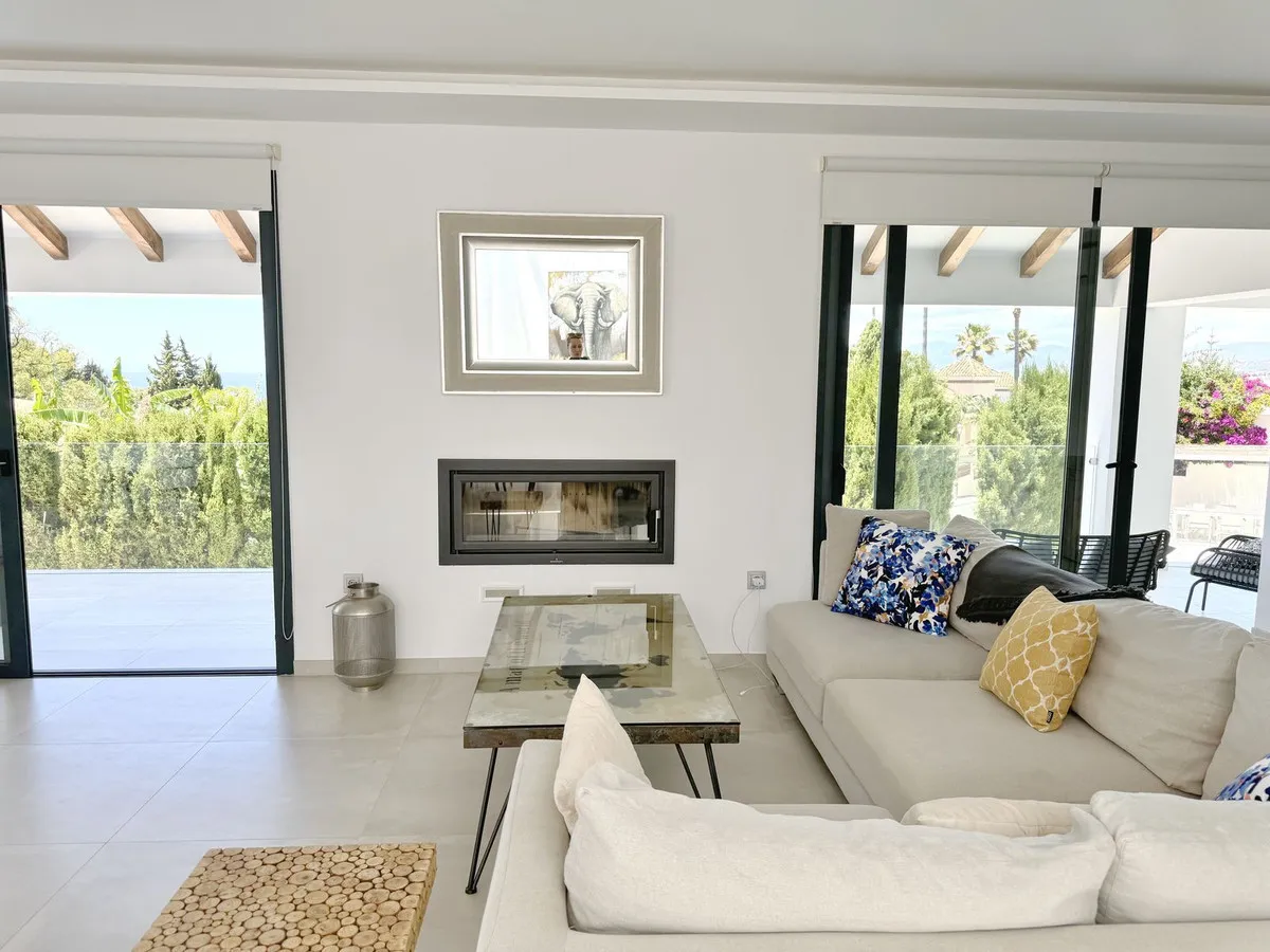 61ec67b2-cb87-4899-a8d3-55762626715e