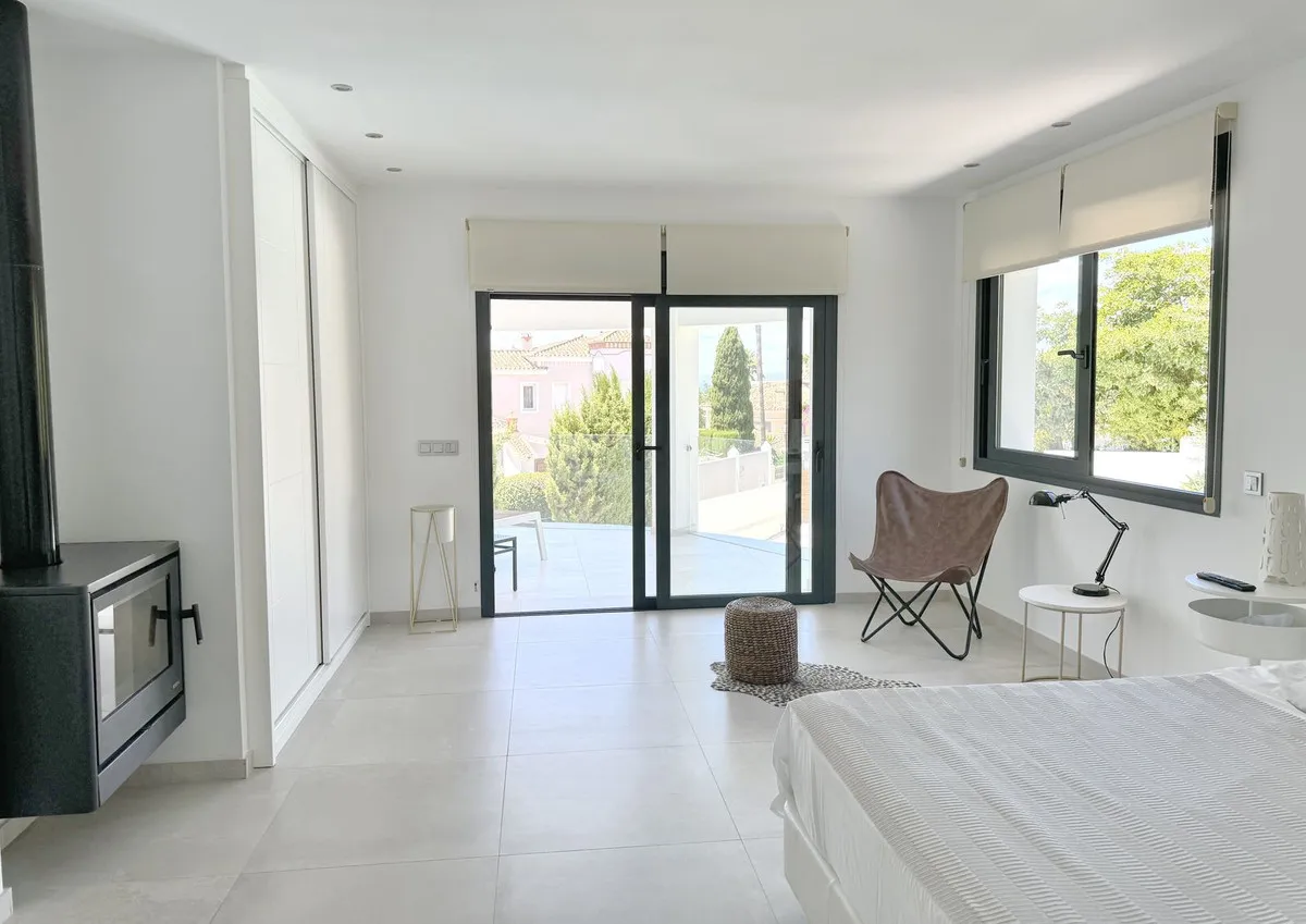 6d5eab7e-19a2-4191-b926-f907c07b6c44