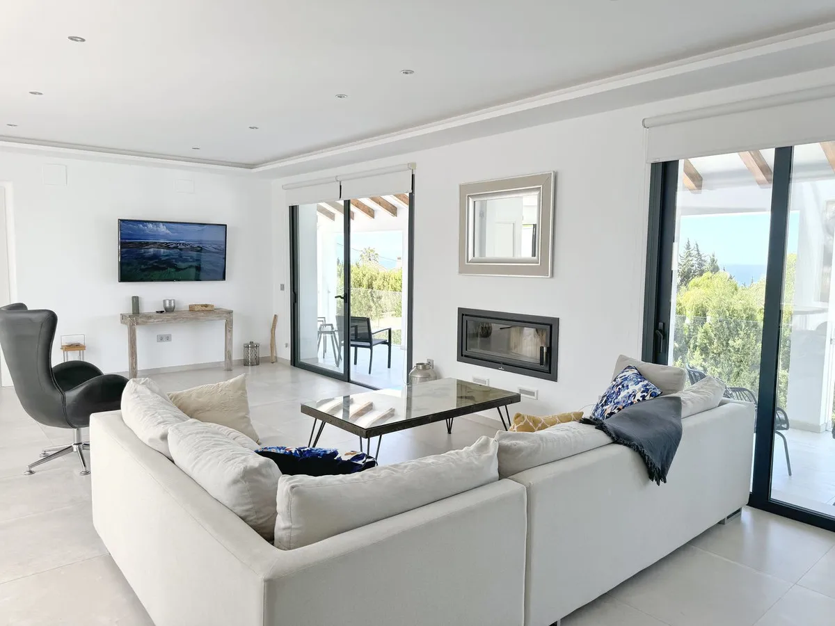 6db388e7-09f1-4089-839e-c1f96dd7fbd1