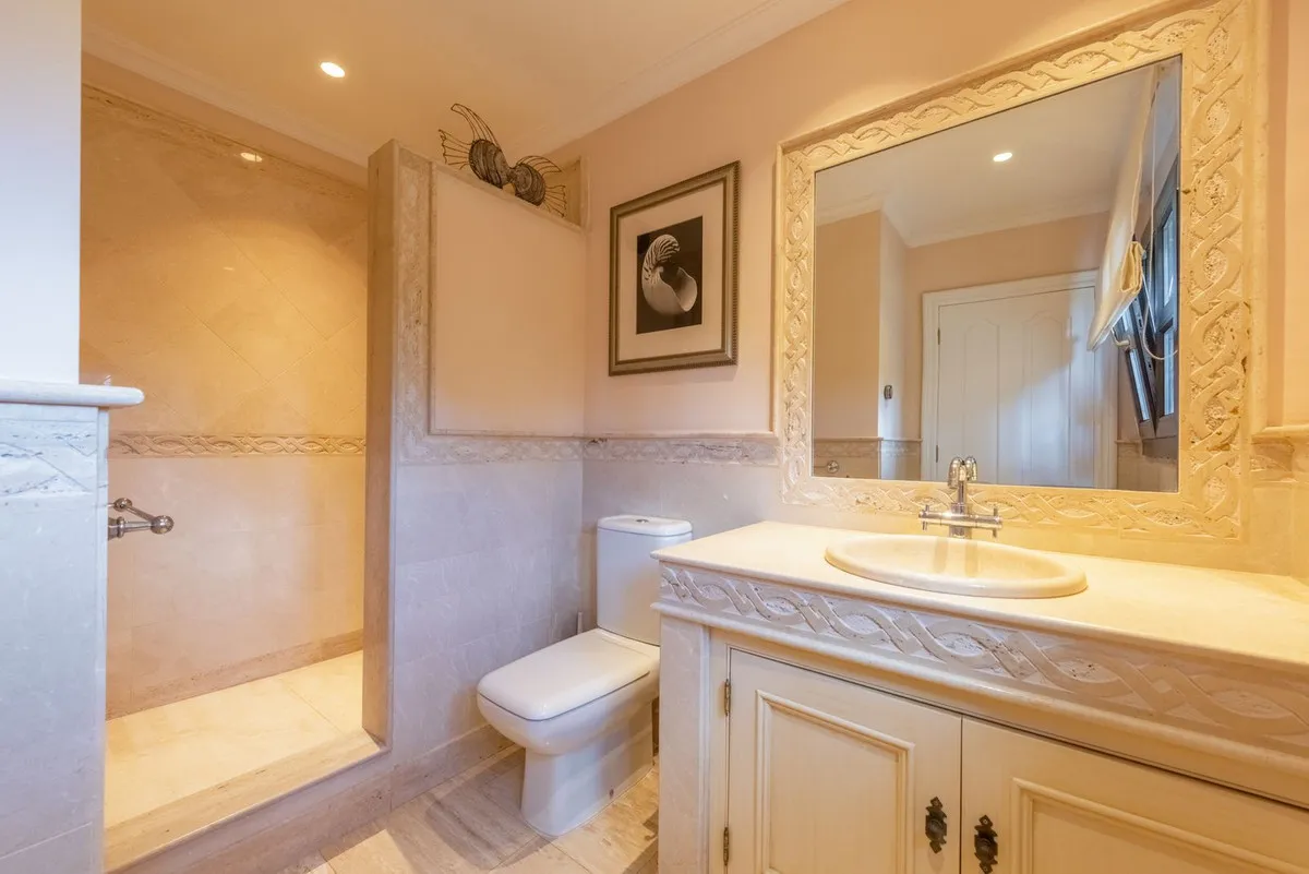 677b1cc4-437f-4118-bb8c-d8d30b8dcced