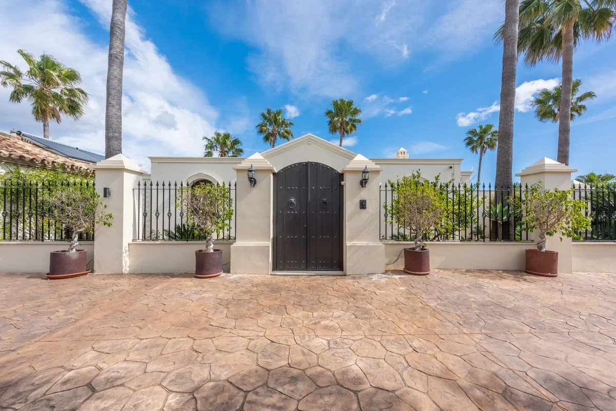 a081d93d-b4d0-4bc2-80ba-fffdcd2b84e2