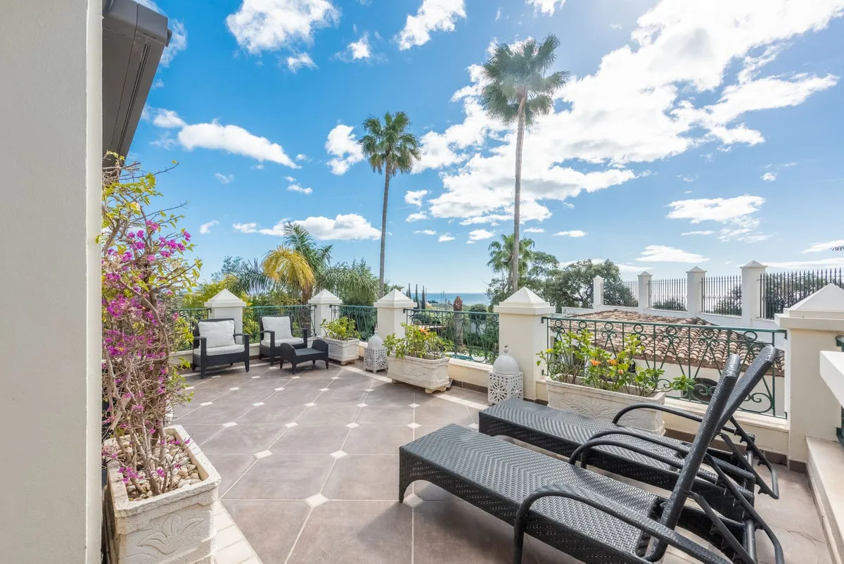 c4b703b7-5391-4964-b9b6-6219760e208a