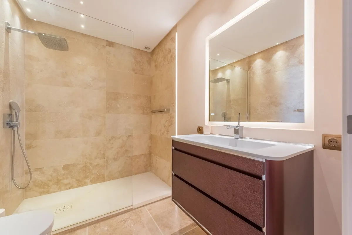 e81d8cc3-bd90-485a-b708-9ff5dac8efa3