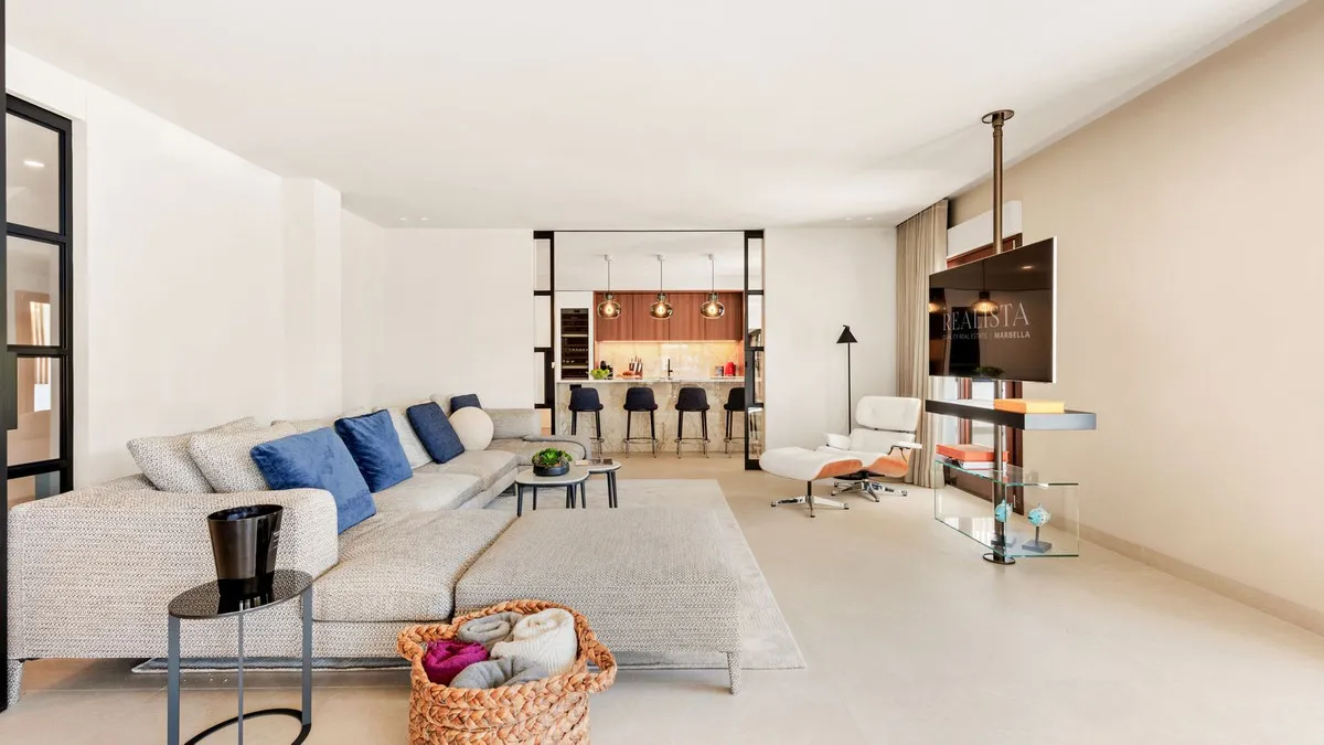 68c2e167-7406-44cd-a84a-6c364bbce57f