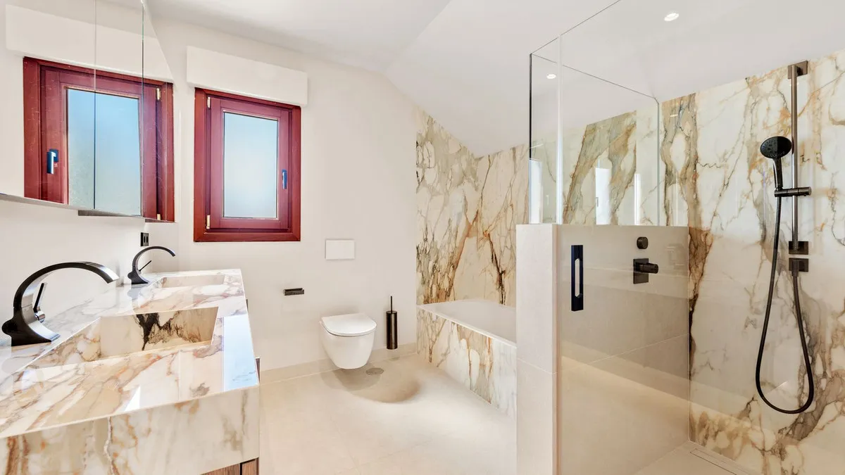 d18837d4-d3d3-424b-ac8b-0da2d2eae5ff