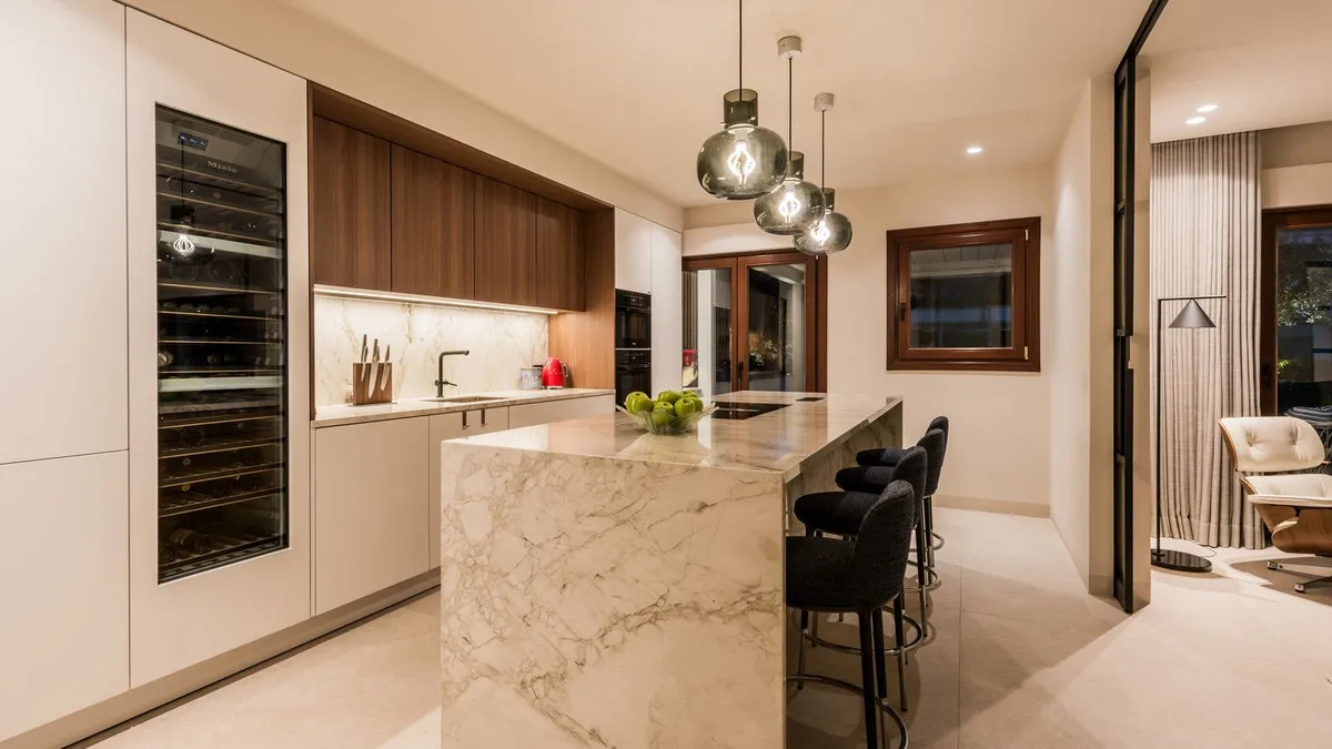 ebfa4600-8a2f-4ec5-bea8-ae39c42b2ea8